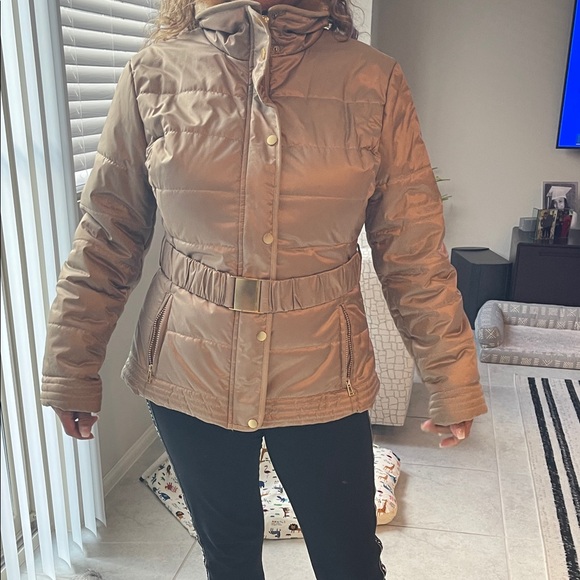 New York & Company Tanish Gold Puffer Jacket - Picture 4 of 5
